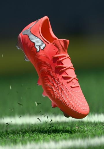 Футбольные бутсы