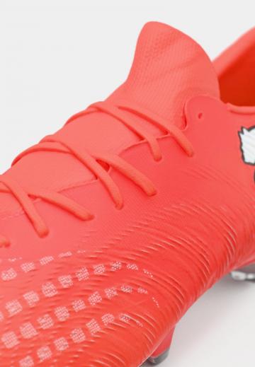 Футбольные бутсы