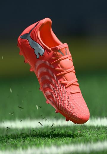 Футбольные бутсы