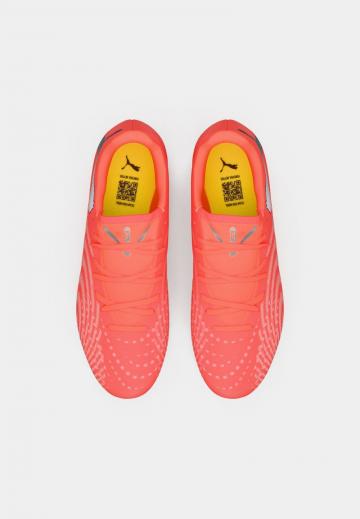 Футбольные бутсы