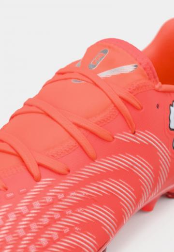 Футбольные бутсы