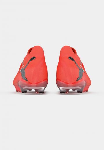 Футбольные бутсы