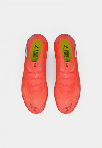 Футбольные бутсы