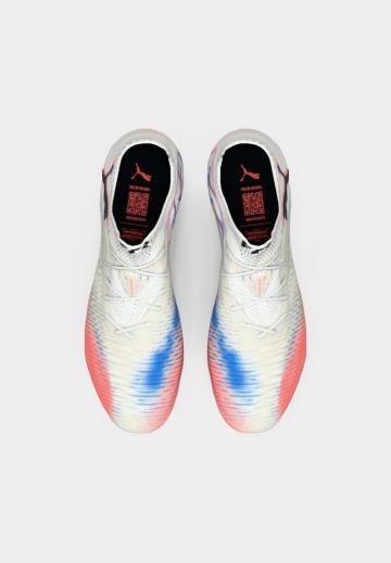 Футбольные бутсы