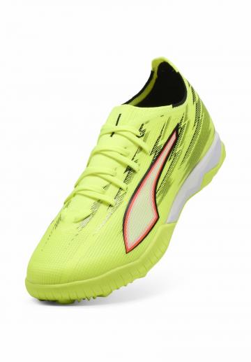 Футбольные бутсы