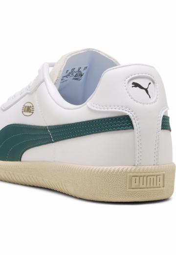 Футбольные бутсы