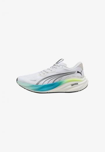 Беговые кроссовки