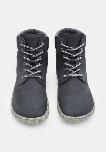 Ботинки на шнуровке