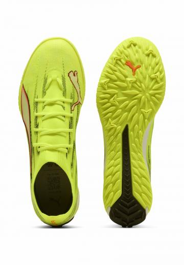 Футбольные бутсы