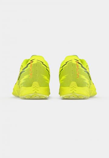 Футбольные бутсы