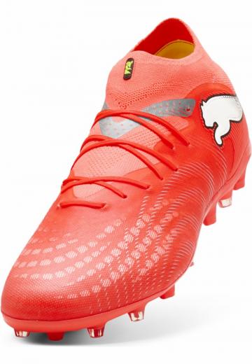 Футбольные бутсы