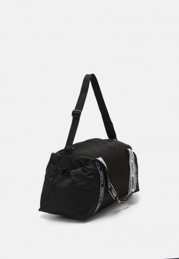 Спортивная сумка