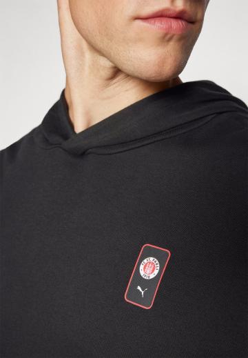 Спортивная кофта