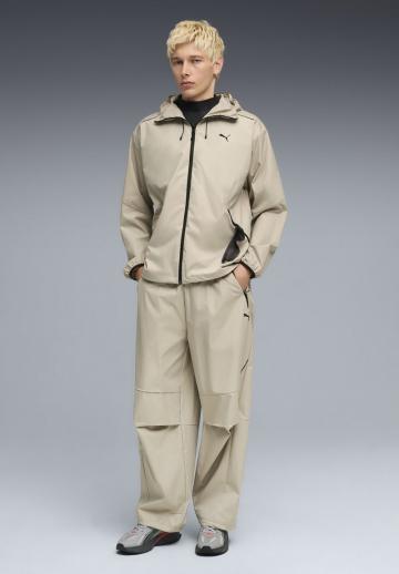 Спортивная куртка