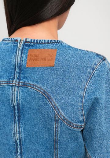 Короткое платье