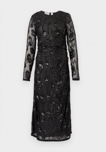 Коктейльное платье