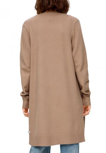 Длинный жилет