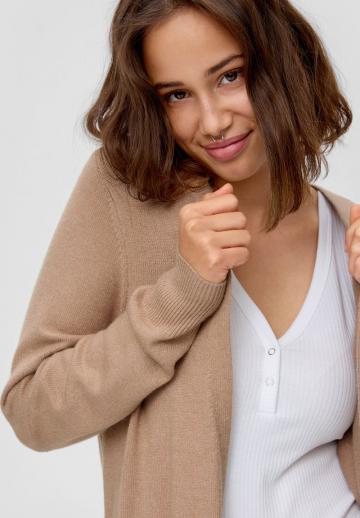 Длинный жилет