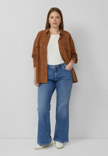 Клешеные джинсы