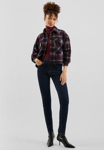 Узкие джинсы