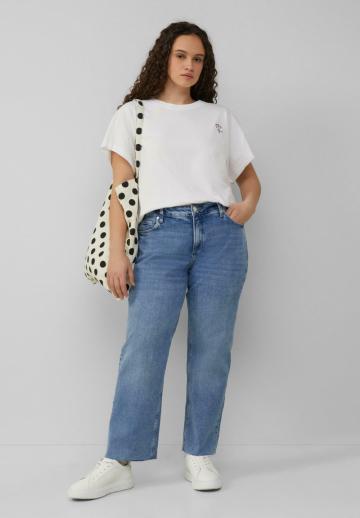 Прямые джинсы