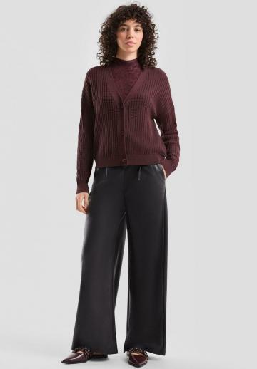 Вязаная кофта