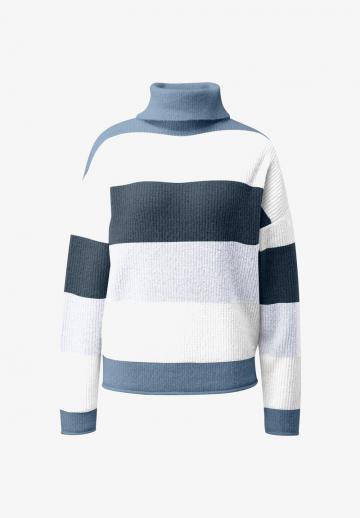 Пуловер в полоску