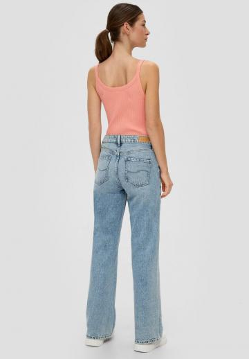 Топ на бретельках