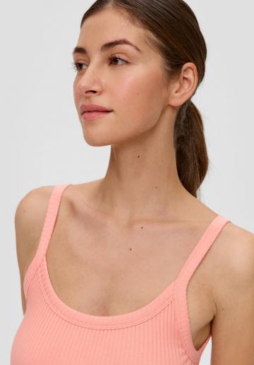 Топ на бретельках