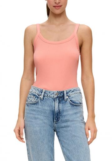 Топ на бретельках