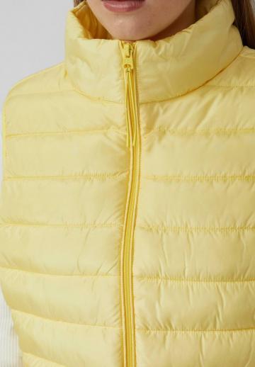 Стеганый жилет