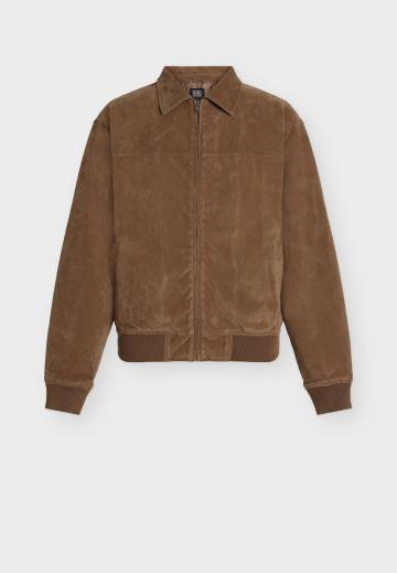 Куртка бомбер