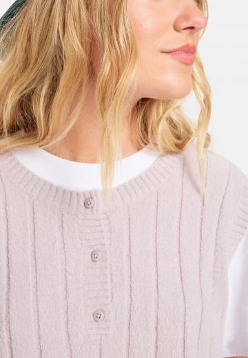 Пуловер без рукавов