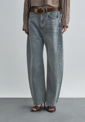 Свободные джинсы