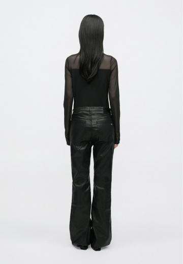 Клешеные джинсы