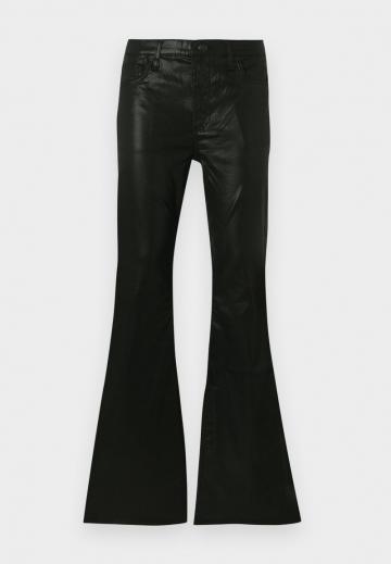 Клешеные джинсы