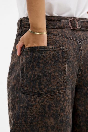 Свободные джинсы