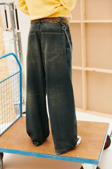 Прямые джинсы