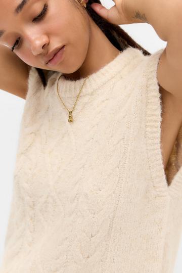 Пуловер без рукавов