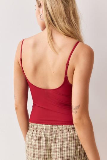 Топ на бретельках