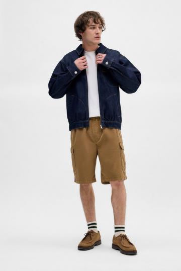 Джинсовая куртка