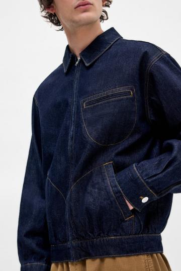 Джинсовая куртка