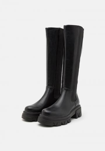 Сапоги на платформе