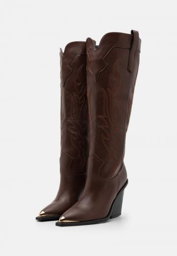 Ковбойские сапоги