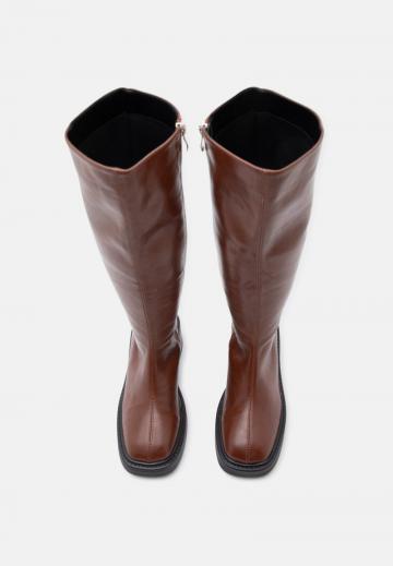 Сапоги на платформе