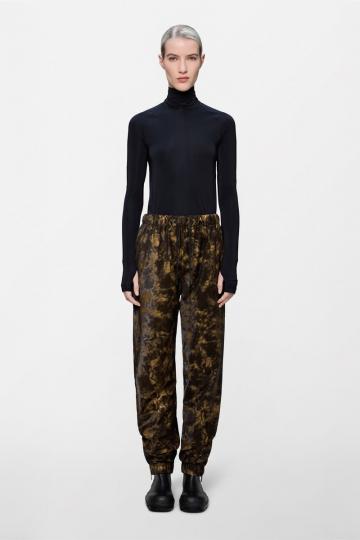 Спортивные штаны