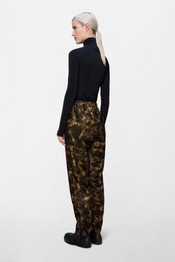 Спортивные штаны