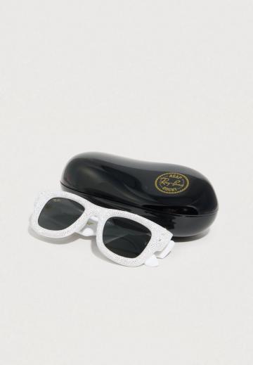 Солнечные очки