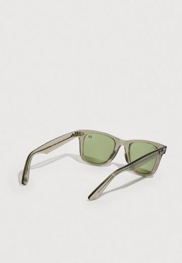 Солнечные очки