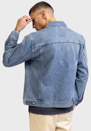 Джинсовая куртка